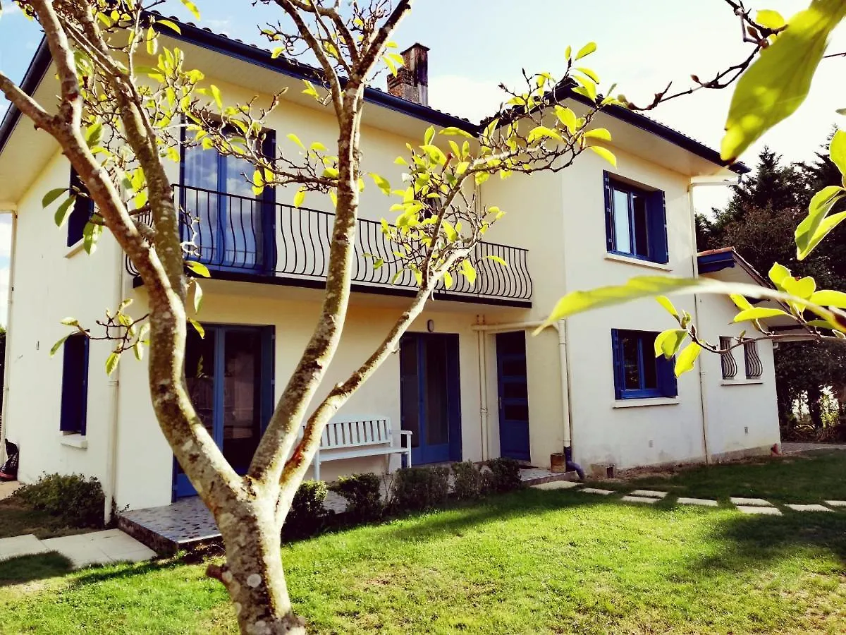 Vila Le Logis De La Ferme Aux Cerfs Le Houga 0*,  Francie