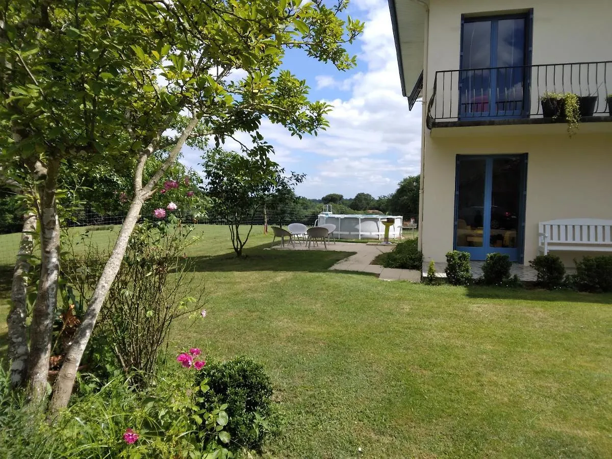 Villa Le Logis de la Ferme aux Cerfs à Le Houga 0*,  France